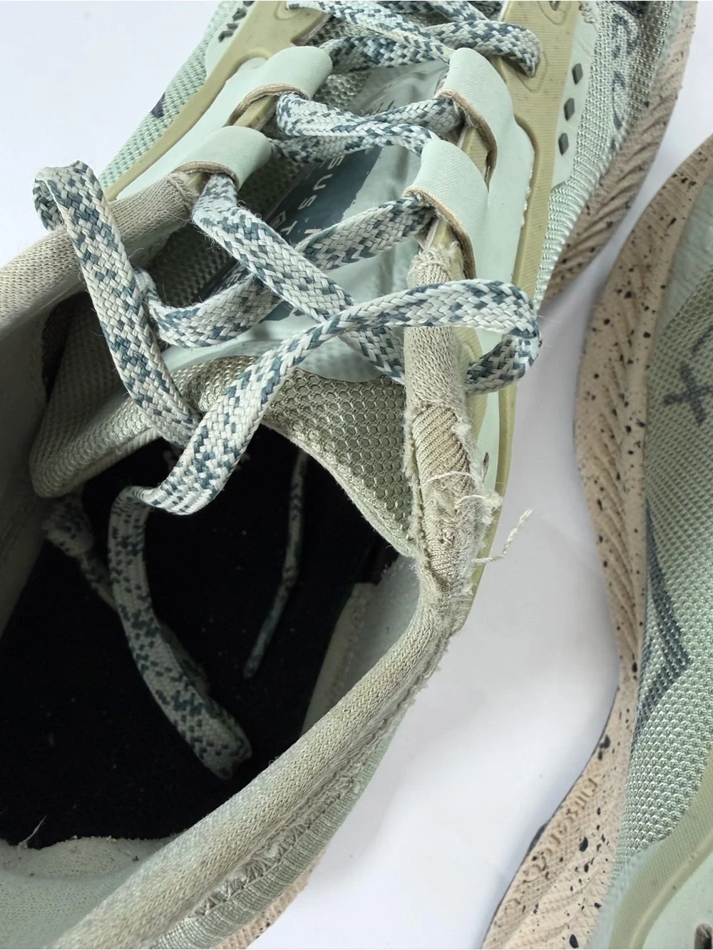 Nike Pegasus Trail 3 GTX Gore-Tex Seafoam Trail Shoes Women’s 8.5